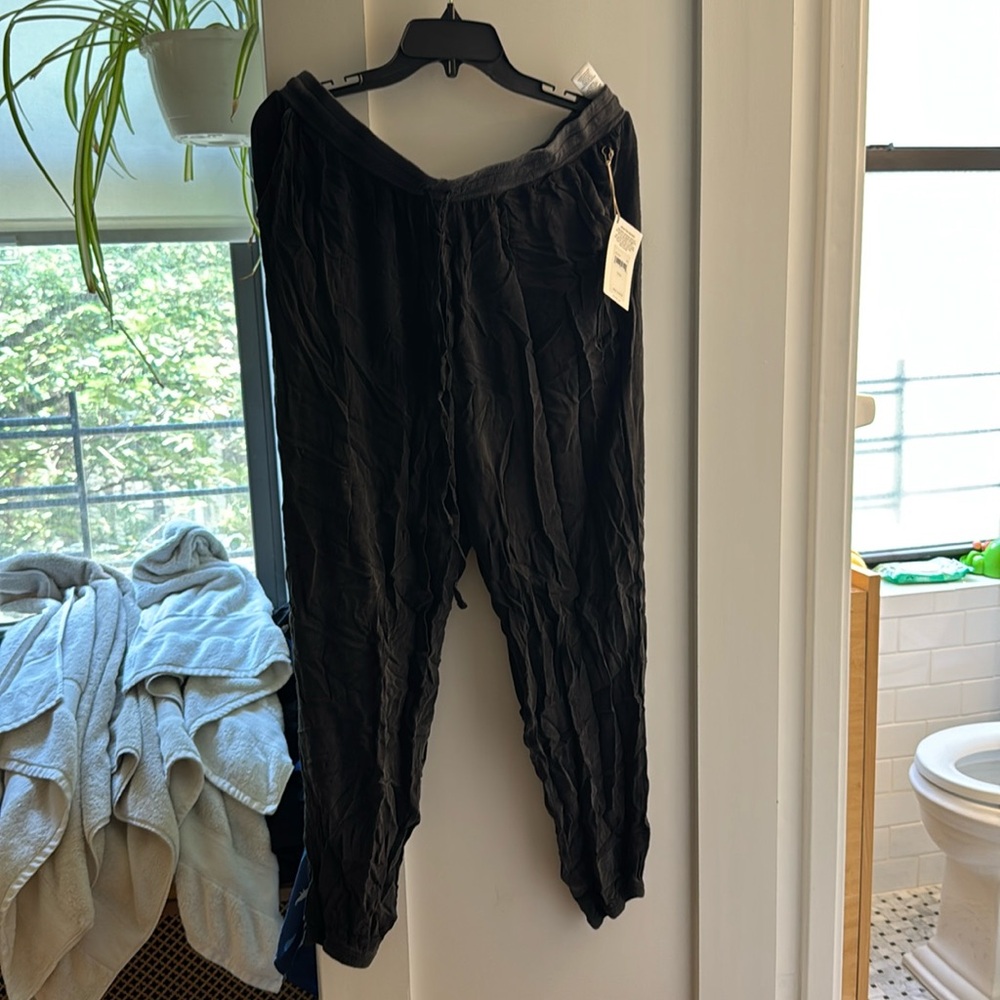 New with tags black splendid pants